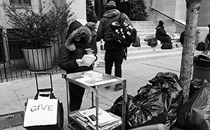 Feeding the Needy : Homeless : Street Life : New York : Personal Photo Projects : Photos : Richard Moore : Photographer